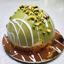 Semifreddo Pistacchio - EAST AND WEST